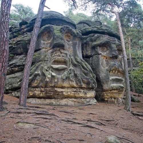 Přednáška o sochaři Václavu Levém