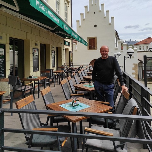 Styl plzeňských restaurací pod drobnohledem Václava Hlouse