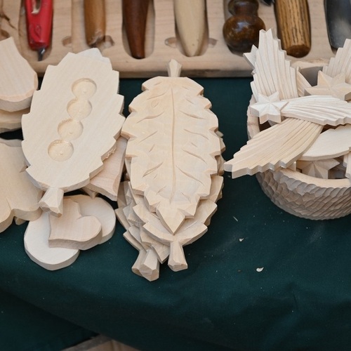 Řezbářský workshop se šumavským betlémářem Karlem Tittlem