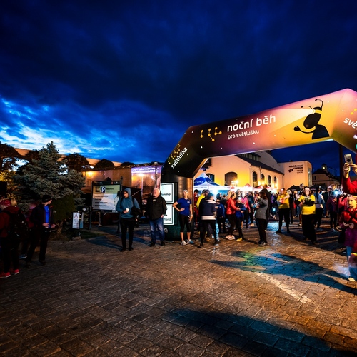 Noční běh pro Světlušku