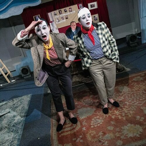 Host D21: Emil čili O Háchovi